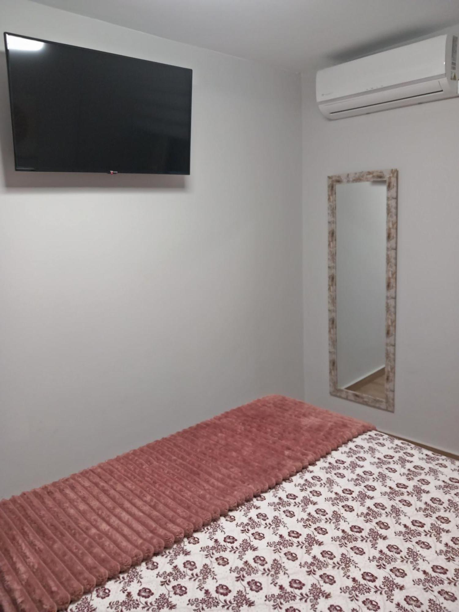 Apartamento De La Haya, Junto Al Teatro Romano Apartment Merida Bagian luar foto